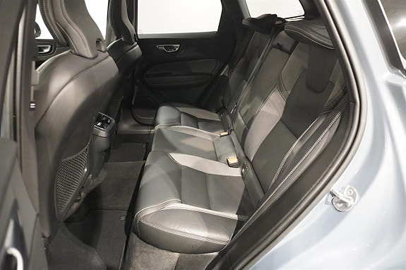 Volvo XC60 5 of 18