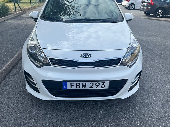 Kia Rio 3 of 8