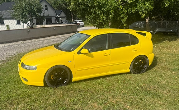 Seat Leon 2 of 10