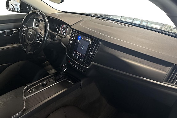 Volvo V90 10 of 23