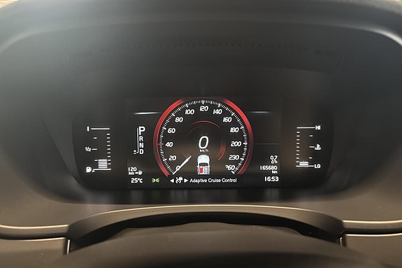 Volvo V90 14 of 23