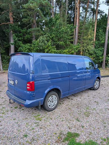Volkswagen Transporter 2 of 16