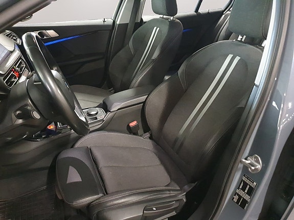 BMW 118i 10 of 15