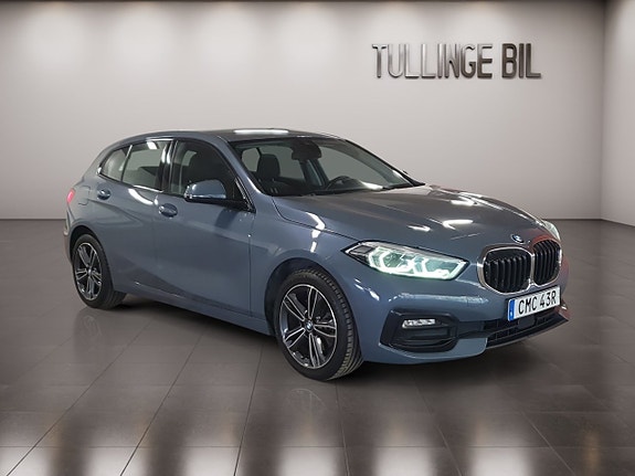 BMW 118i 7 of 15