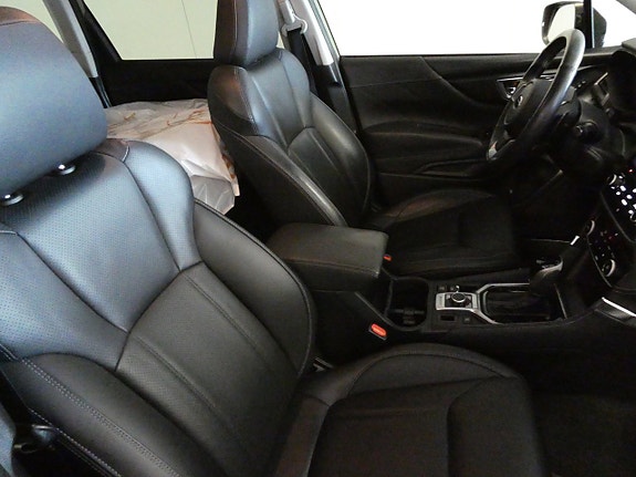 Subaru Forester 12 of 25