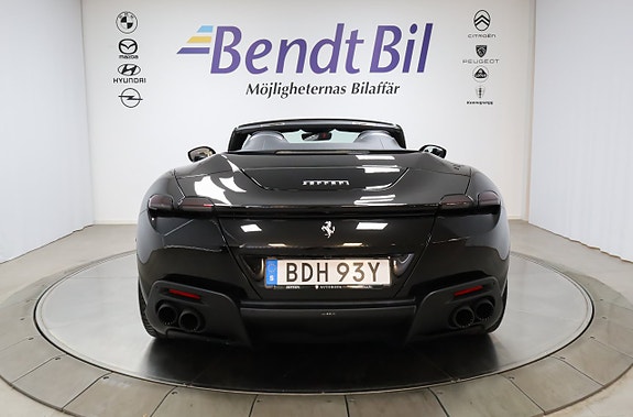 Ferrari Roma Spider 9 of 30