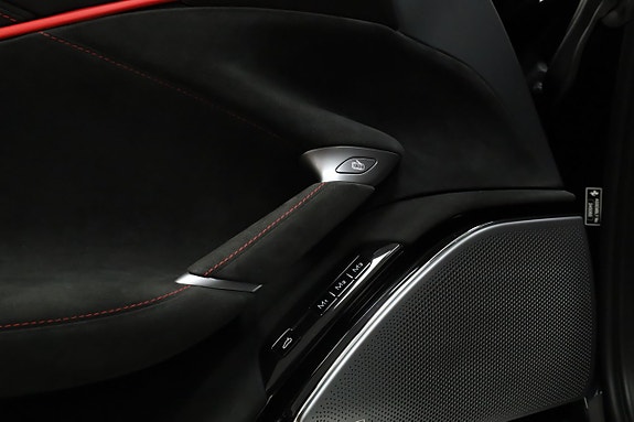 Ferrari Roma Spider 14 of 30