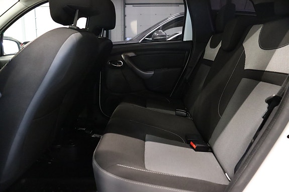 Dacia Duster 10 of 26
