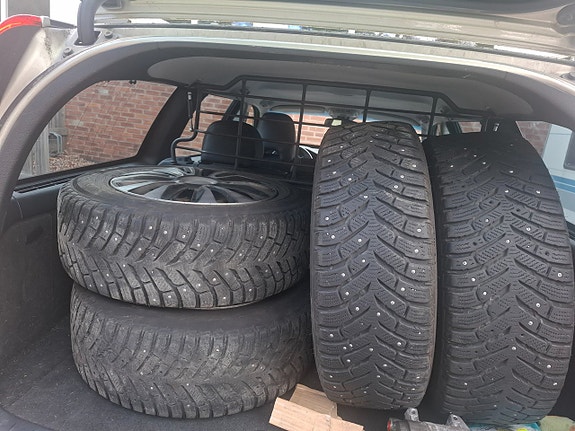 Volvo XC70 8 of 8