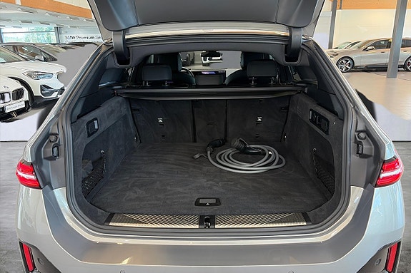 BMW 530e 13 of 21