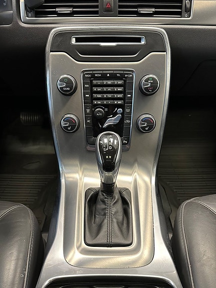 Volvo V70 23 of 30