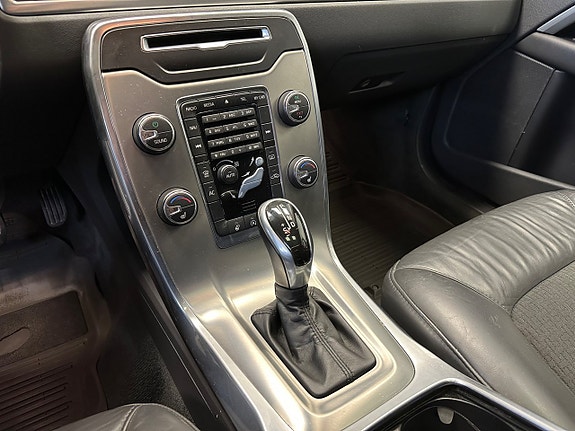 Volvo V70 24 of 30