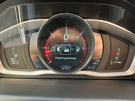 Volvo V70 22 of 30