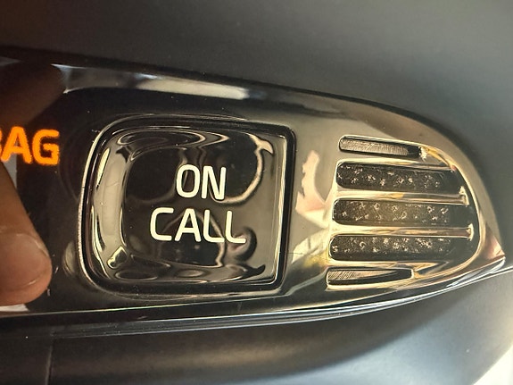 Volvo XC40 14 of 19