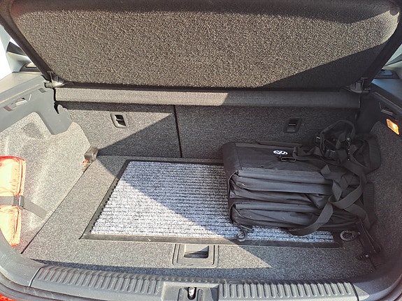 Volkswagen Polo 9 of 9