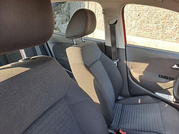Volkswagen Polo 8 of 9