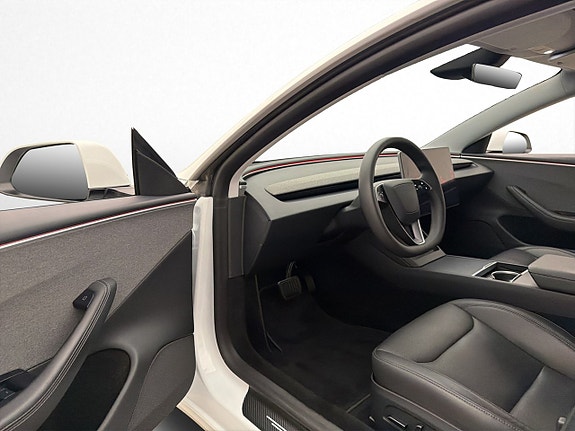 Tesla Model 3 10 of 30
