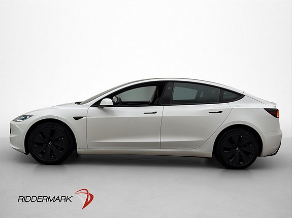 Tesla Model 3 8 of 30