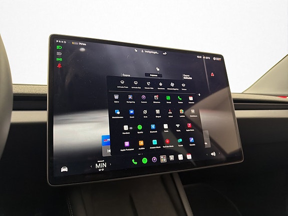 Tesla Model 3 22 of 30