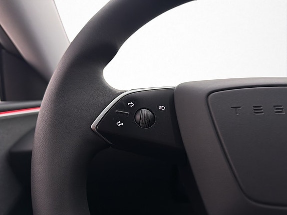 Tesla Model 3 16 of 30