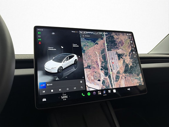 Tesla Model 3 19 of 30