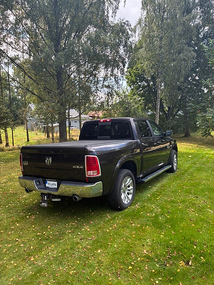 Dodge RAM 1500 3 of 25