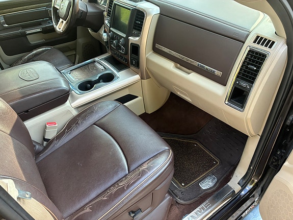 Dodge RAM 1500 7 of 25