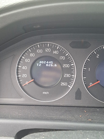 Volvo V70 5 of 5