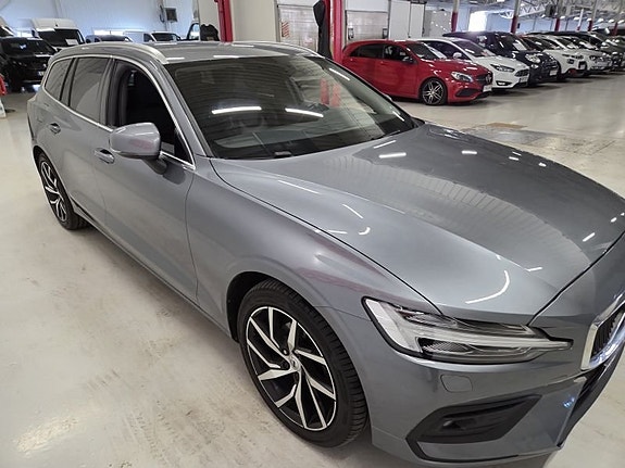 Volvo V60 3 of 10