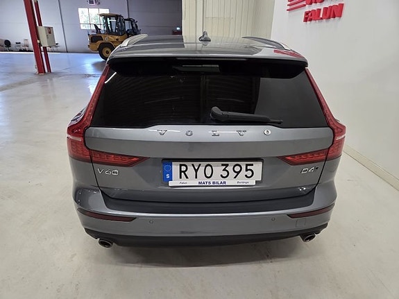 Volvo V60 7 of 10