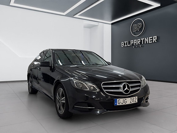 Mercedes-Benz E220 4 of 16