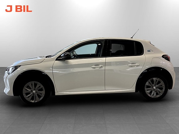 Peugeot e-208 13 of 15