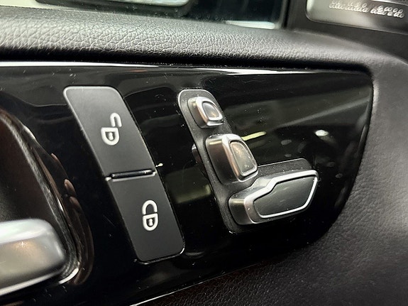Mercedes-Benz GLE43 17 of 26