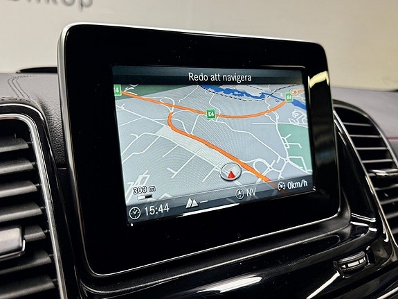 Mercedes-Benz GLE43 25 of 26