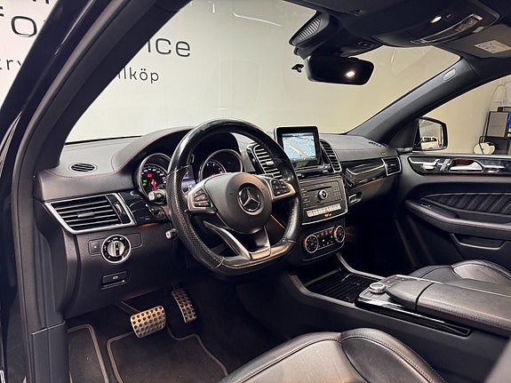 Mercedes-Benz GLE43 9 of 26