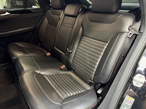 Mercedes-Benz GLE43 19 of 26