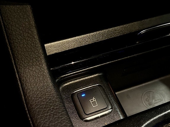 Mercedes-Benz GLE43 13 of 26