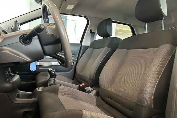 Citroen C4 Cactus 12 of 23