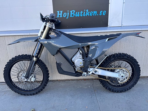 Stark Varg EX 80hp 2 of 6