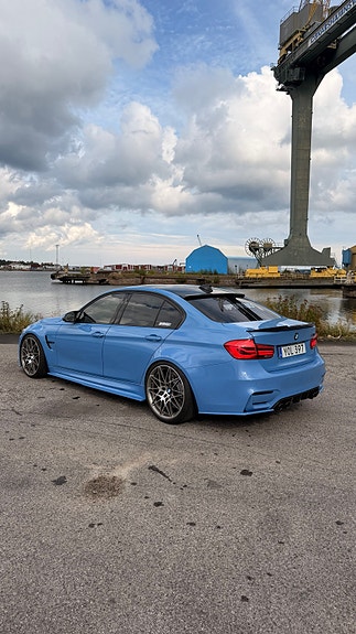 BMW M3 4 of 6
