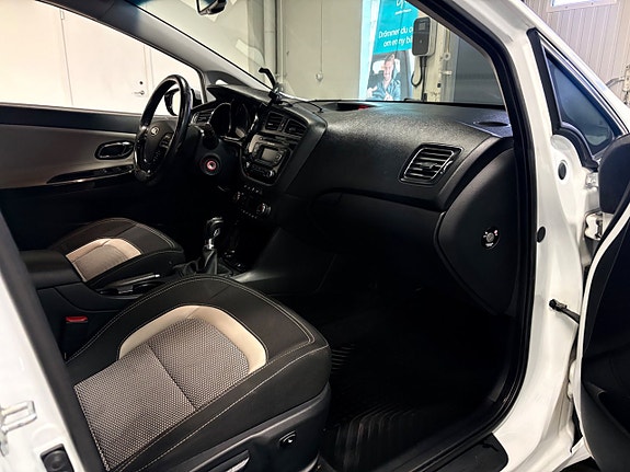 Kia Ceed 18 of 22