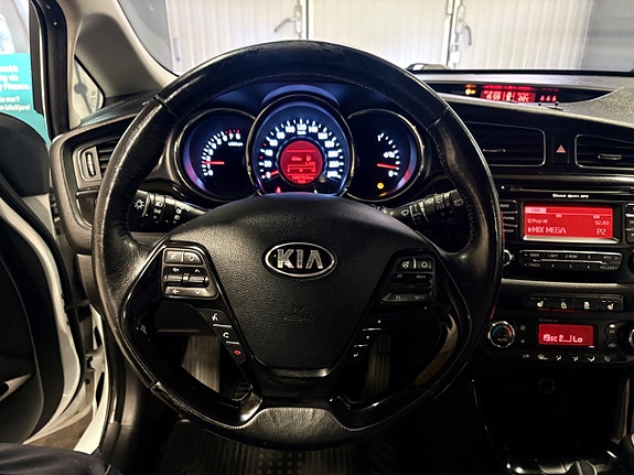 Kia Ceed 10 of 22