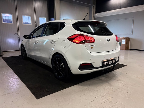 Kia Ceed 5 of 22