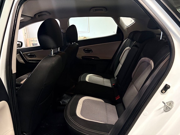 Kia Ceed 14 of 22