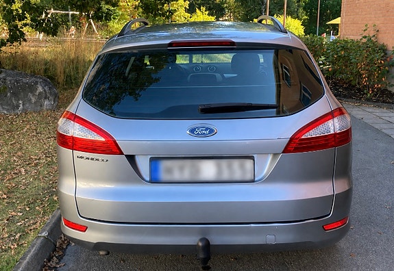 Ford Mondeo 2 of 19