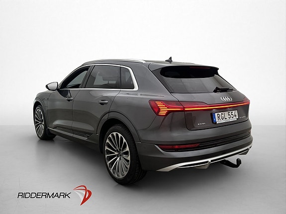 Audi e-tron 9 of 30