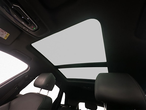 Audi e-tron 12 of 30
