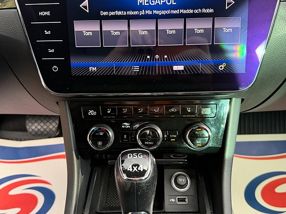 Skoda Superb 18 of 27