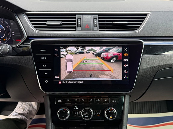 Skoda Superb 23 of 27