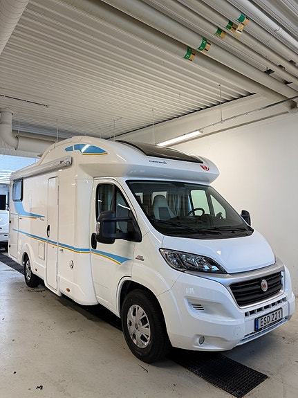 Eura Mobil Profila One 690 EB Solceller | Backkamera  | Långbäddar + Taksäng 2 of 20